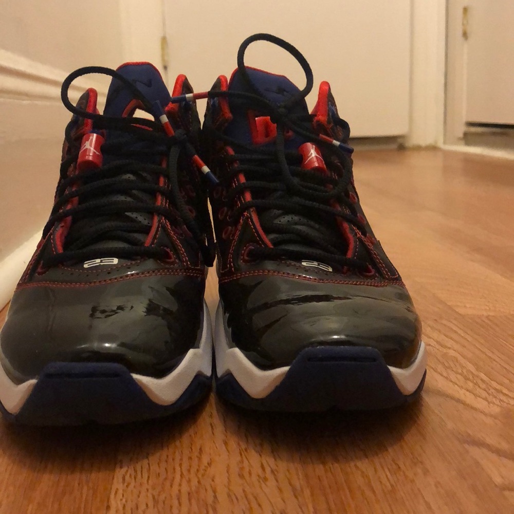 I’m seling Shoes for Kids boys